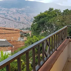Wonderful House With Views In Medellin-fiber Optics Apartamento