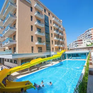 **** Station touristique Diamond Hill & Albanie